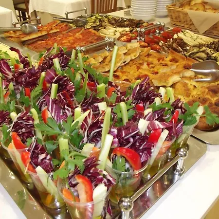 Giulietta Hotel 3*