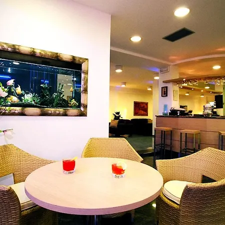 Giulietta Hotel 3*